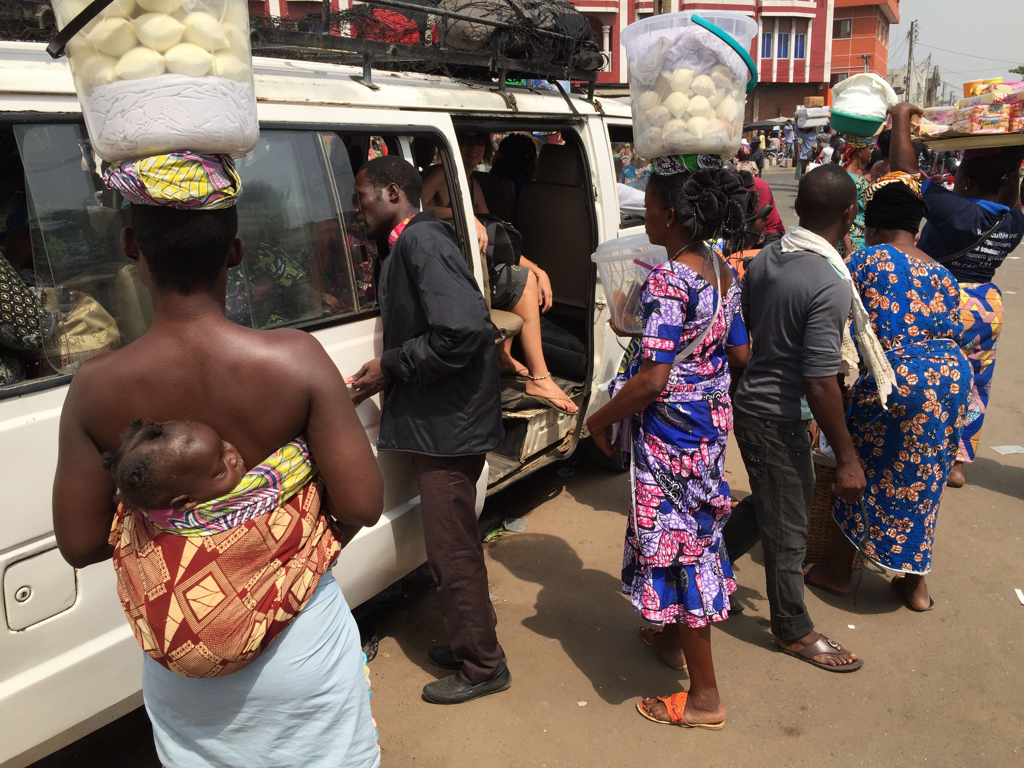 Cotonou, market on Christmas day