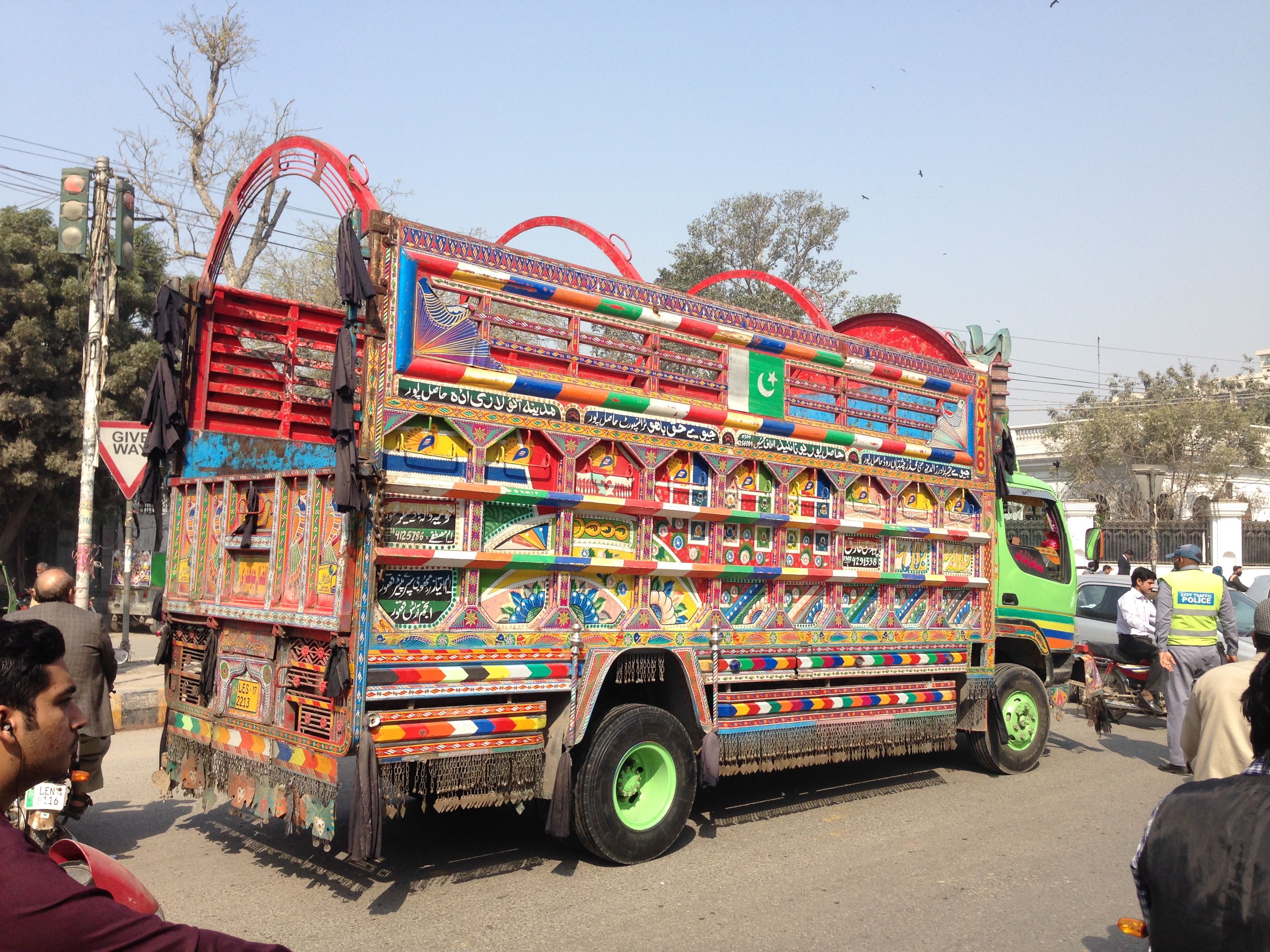 Lahore, traffic