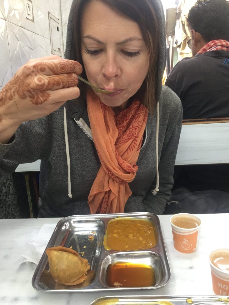Goof woman-ups to the breakfast, Varanasi, India