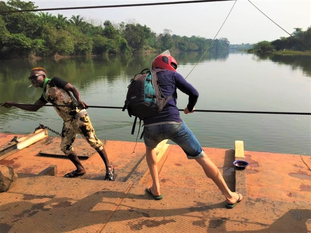 Read more about the article How to Cross the Border from Guinea to Sierra Leone