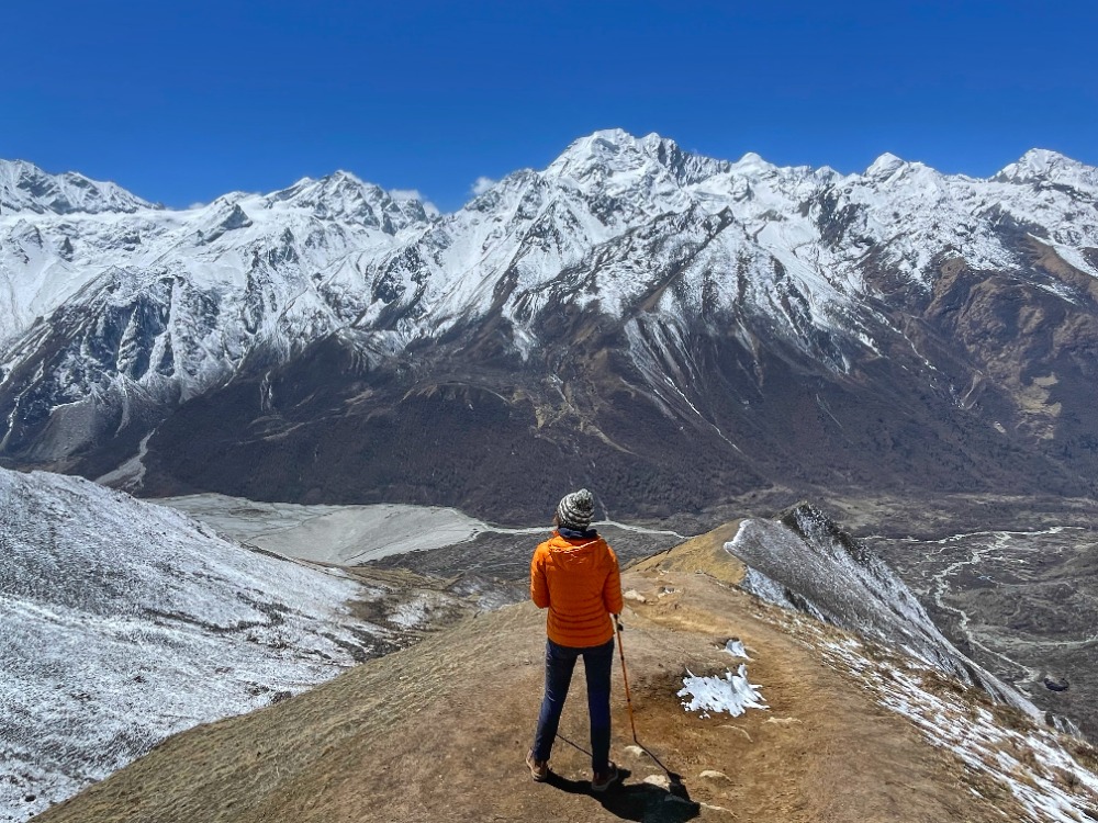 Read more about the article Trekking Langtang valley without a guide: itinerary and planning